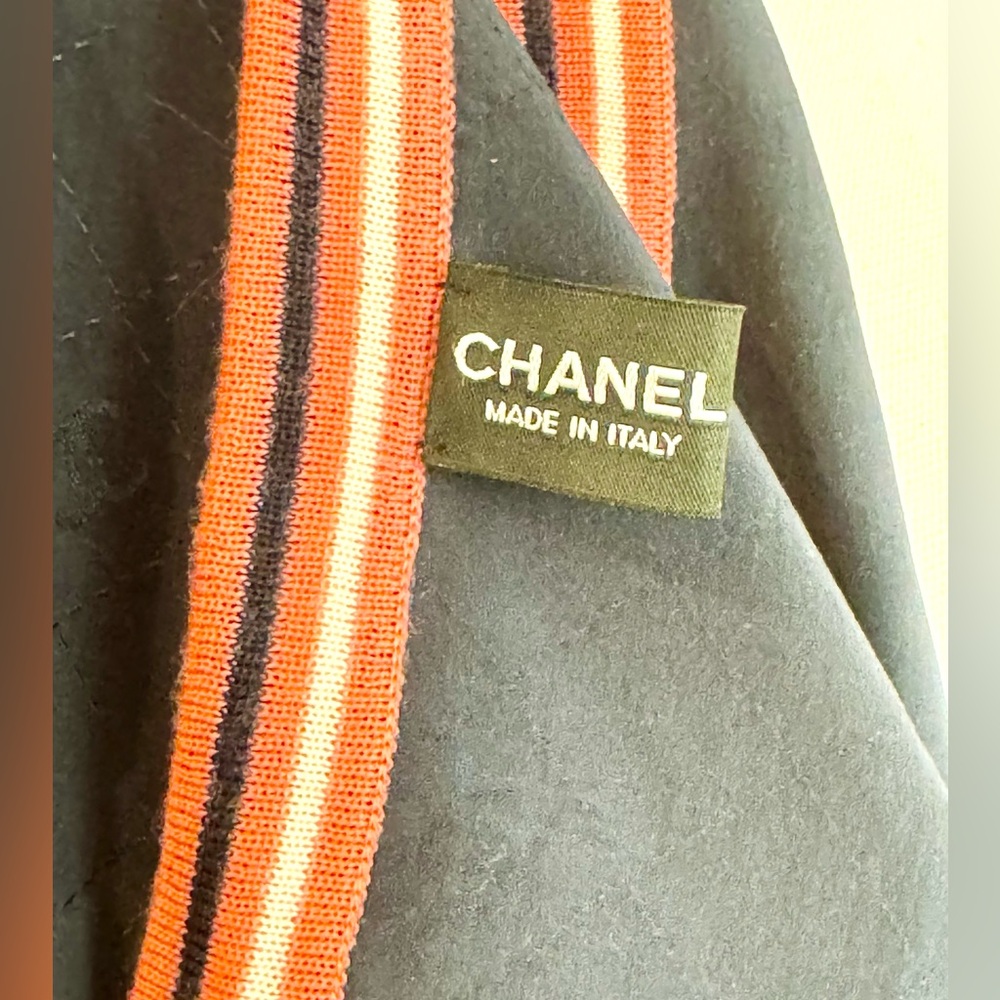 Chanel Silk & Wool Scarf Navy & Pink - Picture 6 of 10
